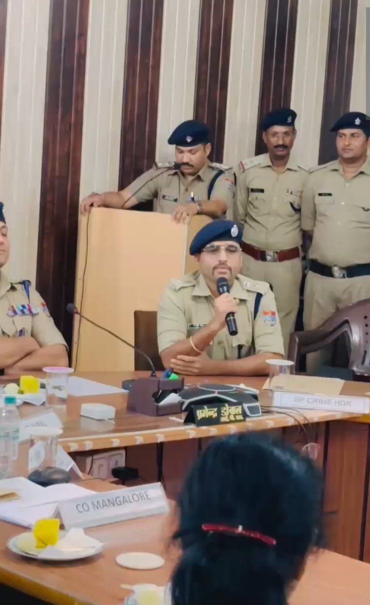 सेवानिवृत हुए सदस्य को हरिद्वार पुलिस ने दी यादगार विदाई