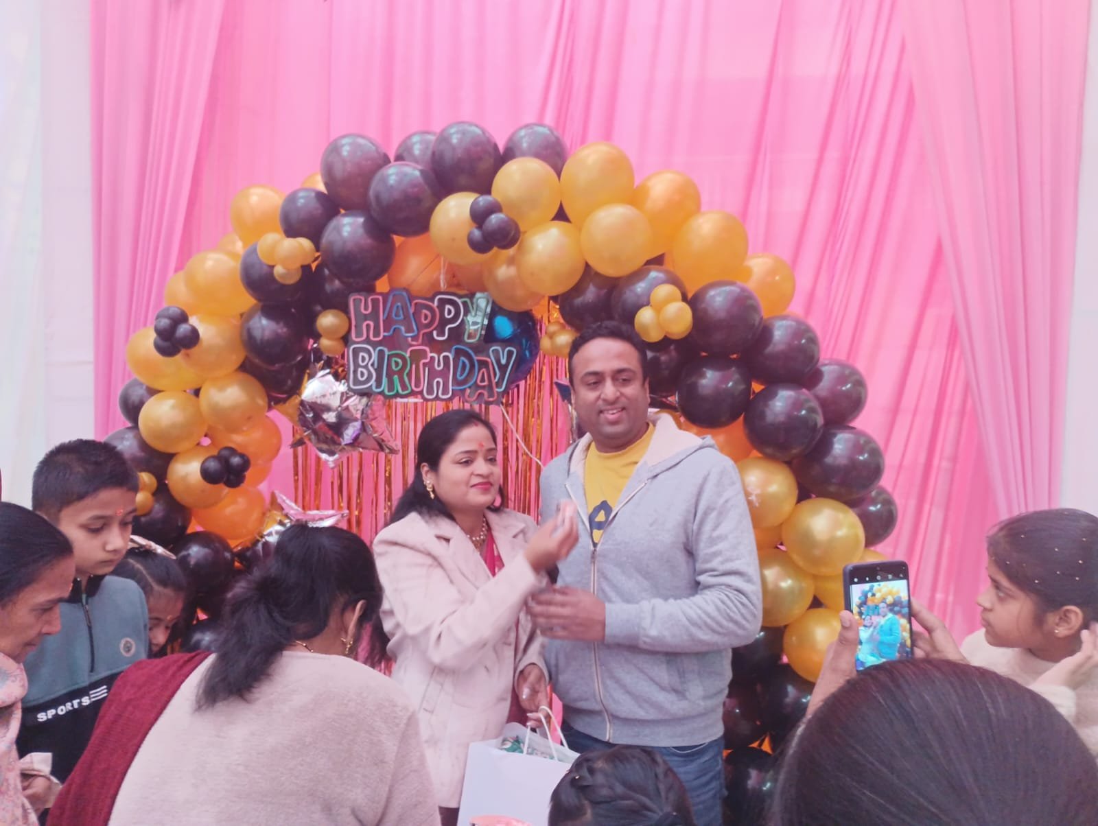 पार्षद श्रीमती अनु मेहता ने संत महापुरुषों का आशीर्वाद लेकर मनाया जन्मदिन