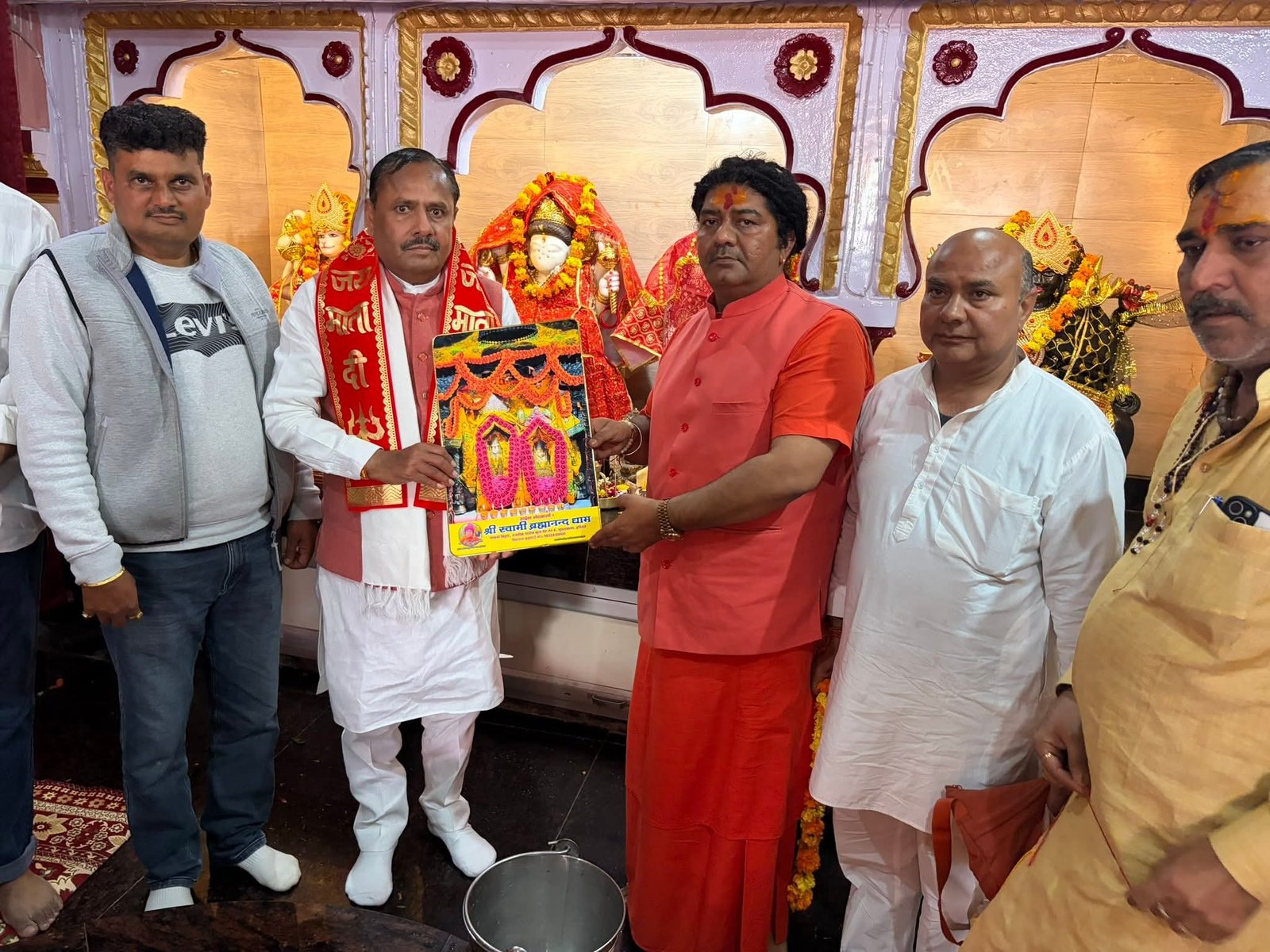 श्री स्वामी ब्रह्मानंद धाम में मूर्ति प्राण प्रतिष्ठा समारोह का आयोजन बड़े ही धूमधाम के साथ मनाया गया