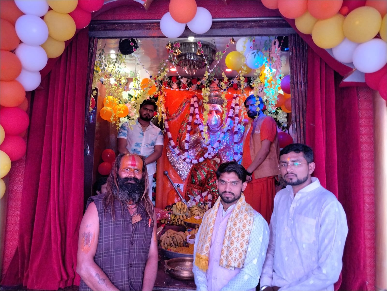 जो भक्त हनुमान जी के दर्शन हेतु आता है हनुमान जी उसकी झोलियां खुशियों से भर देते है : महंत राजकुमार दास