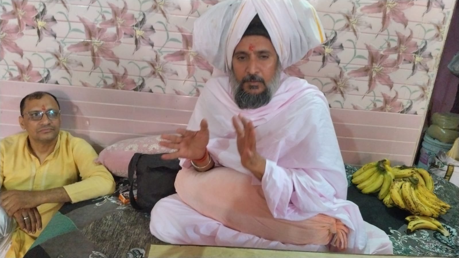 खिचड़ी वाले बाबा जी के आश्रम में श्रीमद् भागवत कथा आरंभ