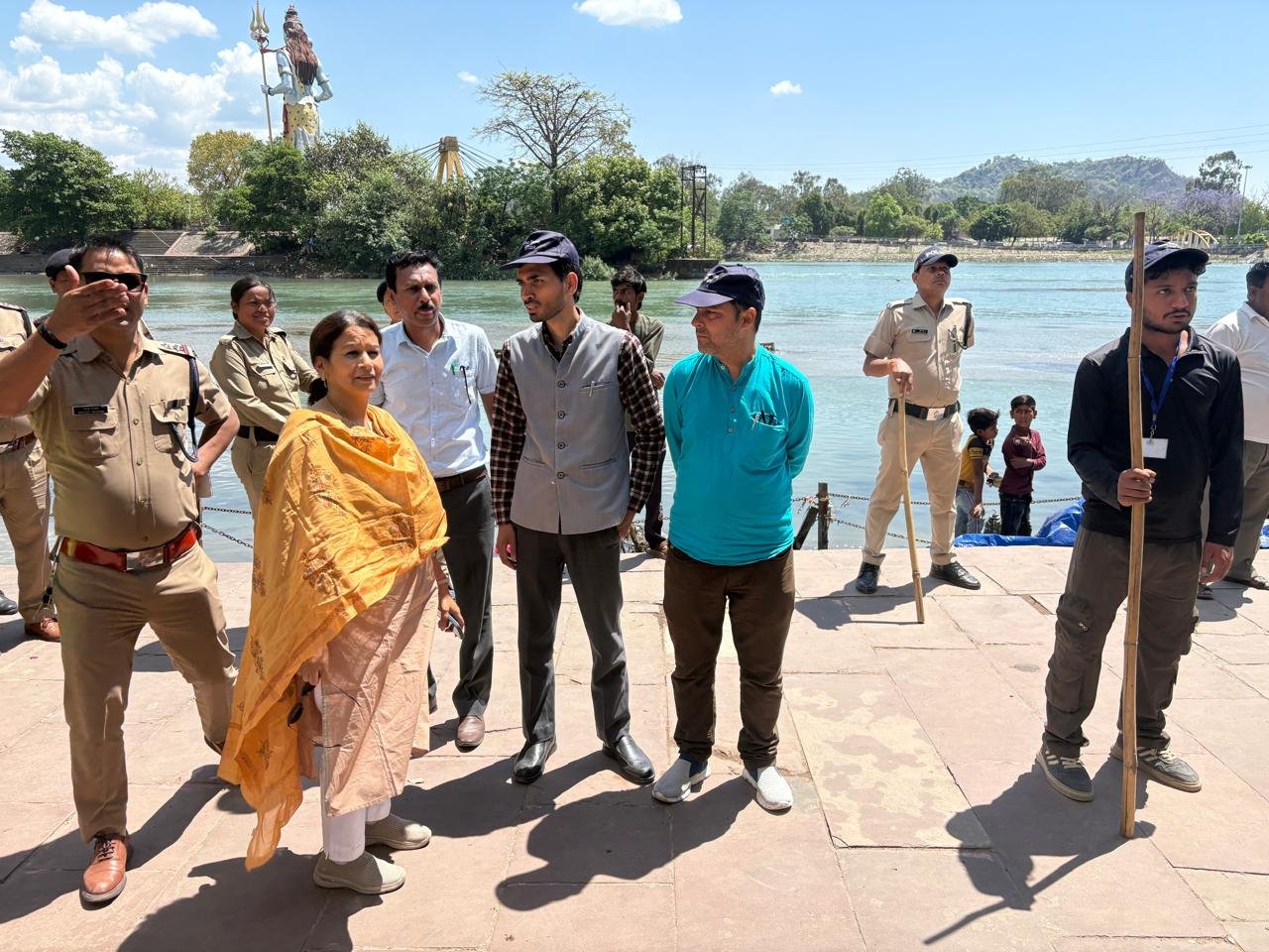 सिटी मजिस्ट्रेट कुश्म चौहान के नेतृत्व में चलाया गया अतिक्रमण हटाओ अभियान