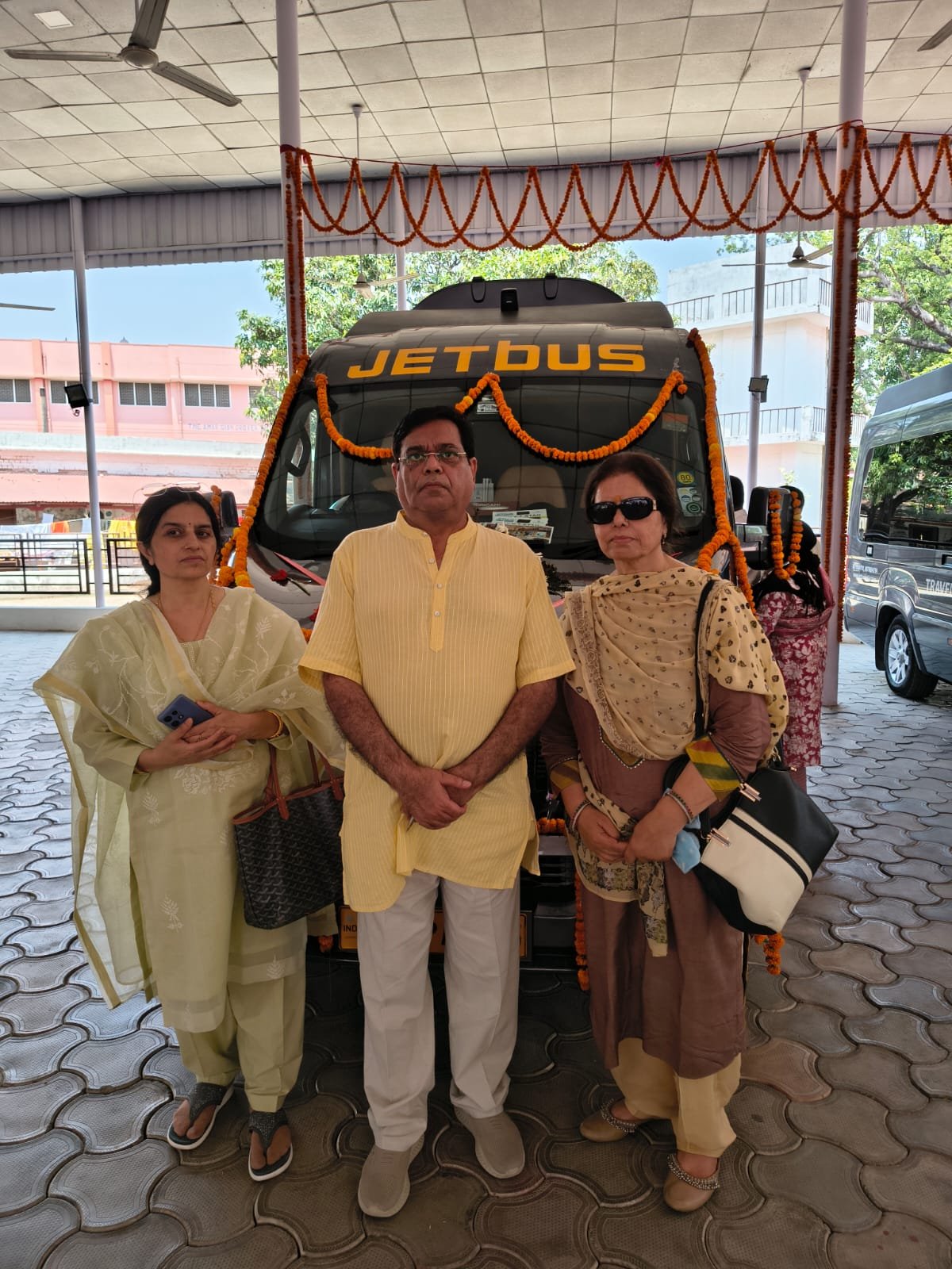 यात्रा मनुष्य को बाहर के मार्ग से भीतर के मार्ग की ओर ले जाती है : आचार्य महामंडलेश्वर स्वामी अवधेशानंद गिरि महाराज