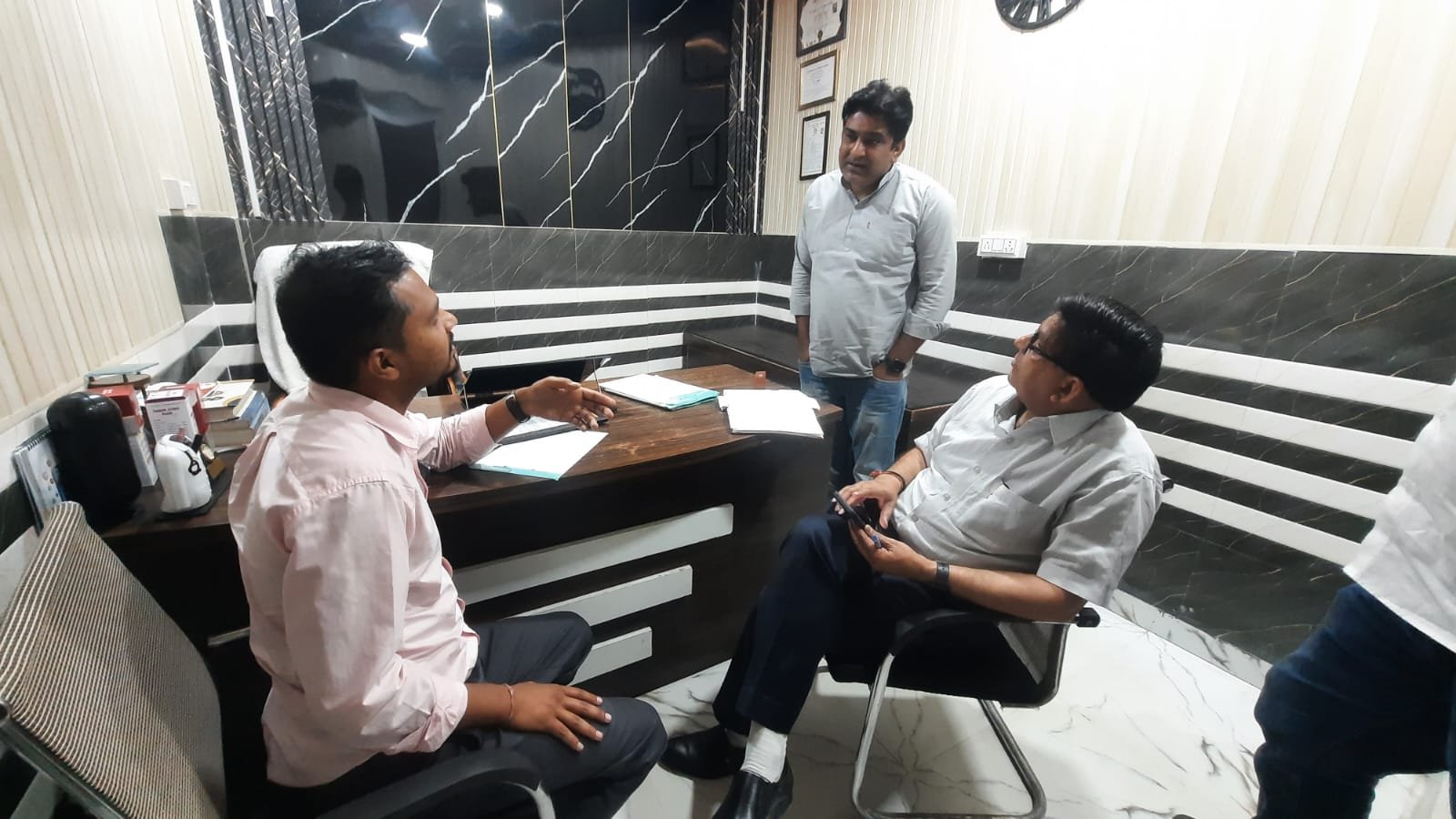 पिरान कलियर के सिटी हेल्थकेयर केंद्र का निरीक्षण