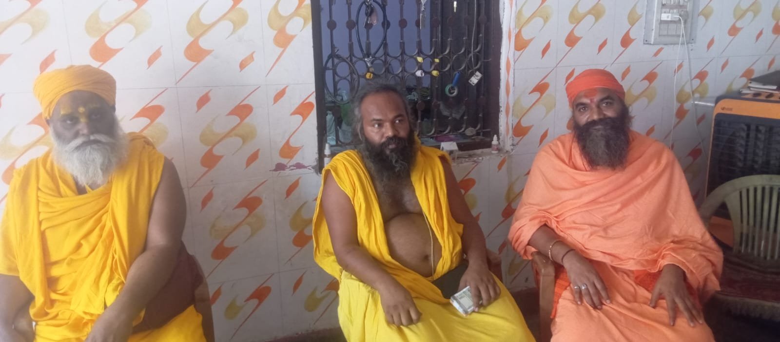 गुजरात से आए श्री महंत 1008 रामरूप दास जी महाराज के सानिध्य में विशाल संत भंडारे का आयोजन