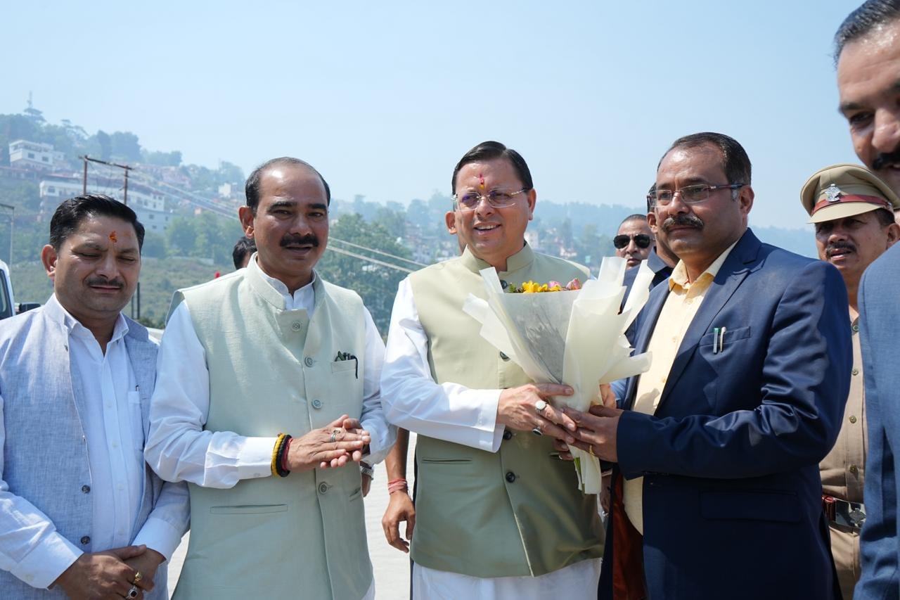 मुख्यमंत्री श्री पुष्कर सिंह धामी ने आज अल्मोड़ा पहुंचकर करीब 138 करोड़ की योजनाओं का लोकार्पण और शिलान्यास किया