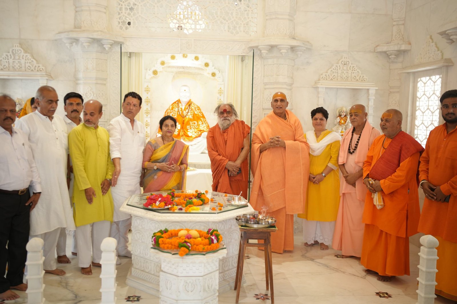 विश्वविख्यात भारत माता मंदिर के संस्थापक ब्रह्मलीन जगद्गुरु स्वामी सत्यमित्रानंद गिरि जी महाराज का सप्तम समाधि दिवस श्रद्धापूर्वक संपन्न