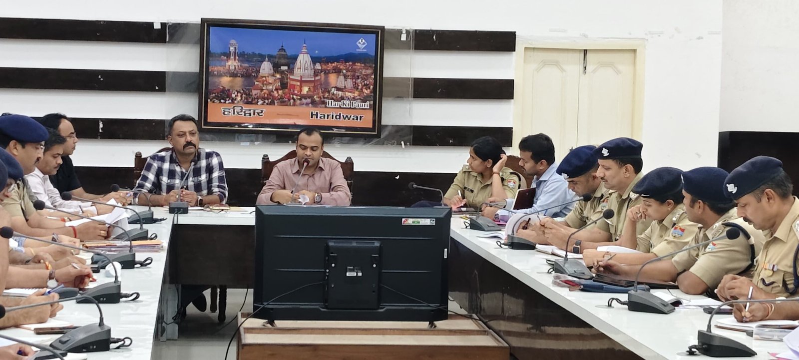 25 जुलाई तक पूरी हों कांवड़ मेले की सभी तैयारियां, डीएम ने अधिकारियों को दिए सख्त निर्देश