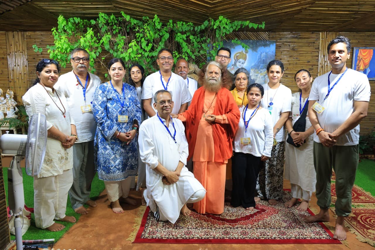 वीर बलिदानी चंद्रशेखर आज़ाद और महान समाज सुधारक, स्वतंत्रता सेनानी, राष्ट्रभक्त, लोकमान्य बाल गंगाधर तिलक जी की जयंती पर परमार्थ निकेतन से भावभीनी श्रद्धाजंलि