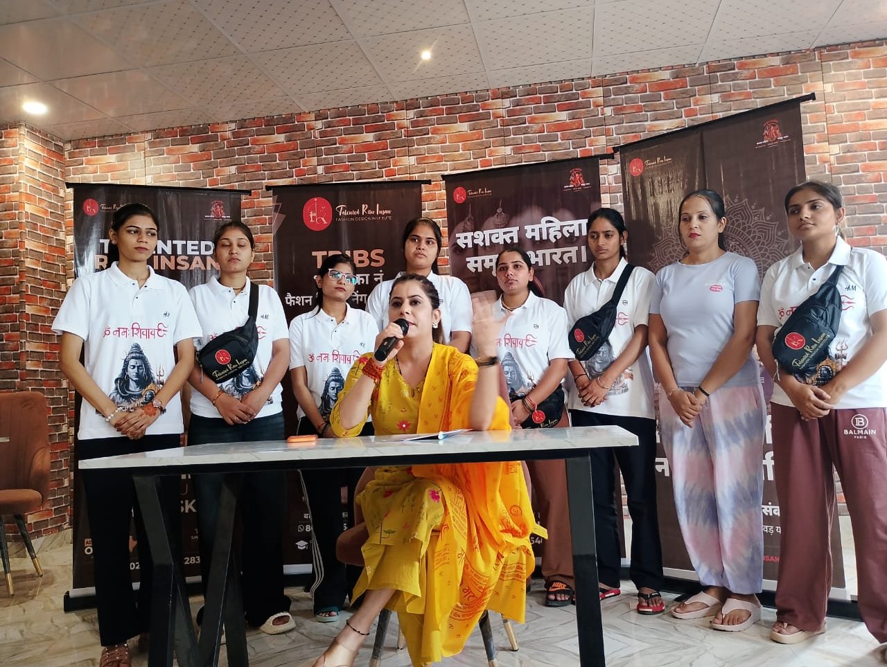 रितु इंसान ने महिला आत्मनिर्भरता के लिए 1 अगस्त से 10 अगस्त तक शुरू की कांवड़ यात्रा