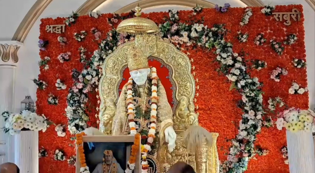 शिरडी से हरिद्वार पहुंचीं साईं बाबा की पावन चरण पादुकाएं, श्री साईं शिव गंगा धाम में उमड़ा श्रद्धा का सैलाब